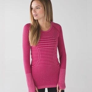 Lululemon Swiftly Tech Long Sleeve Crew
Heathered Berry Rumble Size 8